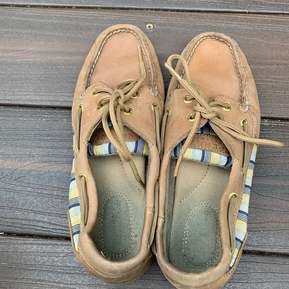 Sperry Top Sider boat shoes